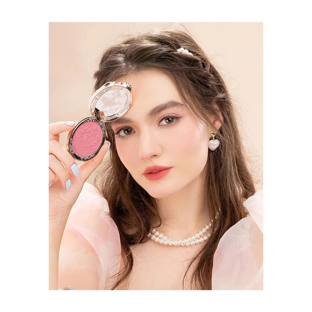 Flower Knows Strawberry Rococo Series Embossed Blush 5G