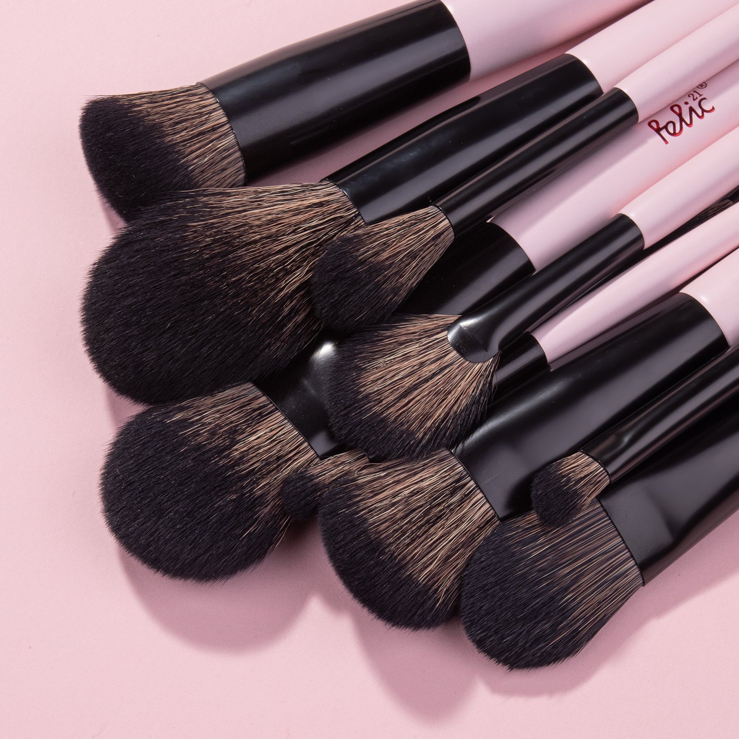 Felic 21 Essentially You On The Go 25pcs Brush Set
