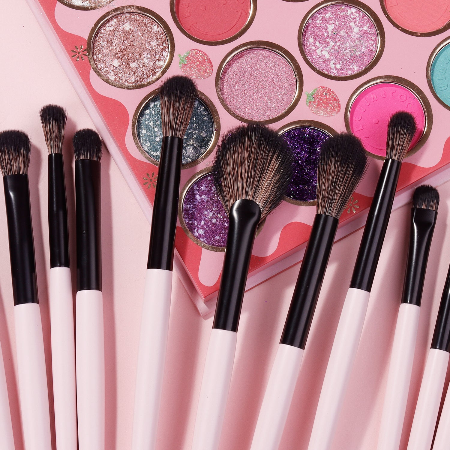 Felic 21 Essentially You On The Go 25pcs Brush Set