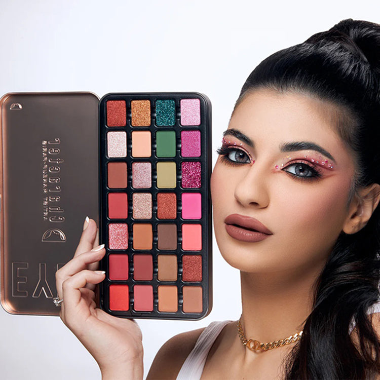 Character Pro Eyeshadow Palette