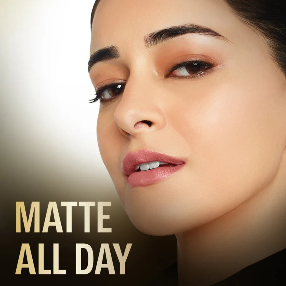 Lakme Ultimate Glam Compact