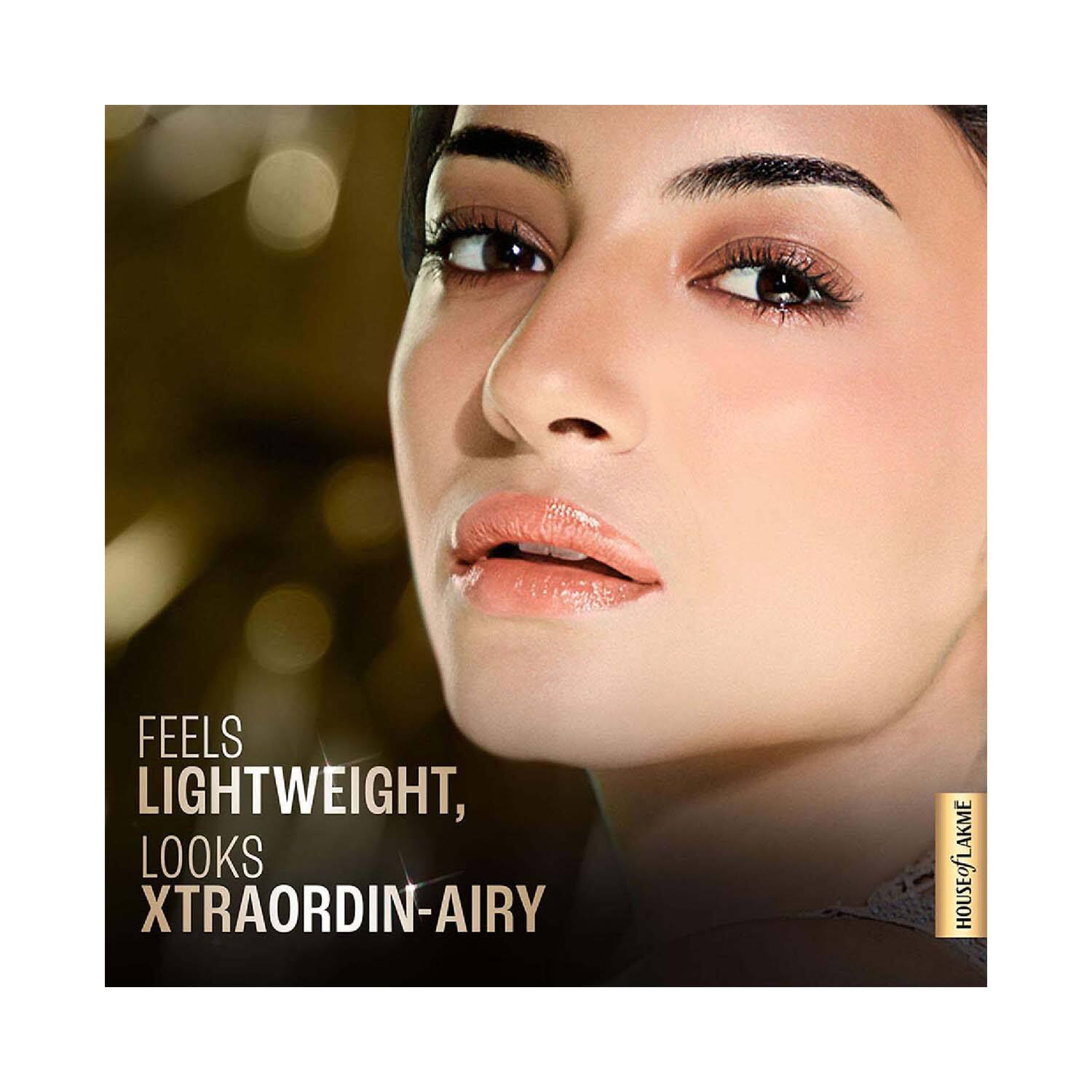 Lakme Xtraordin -Airy Mattereal Mousse Mini 12G