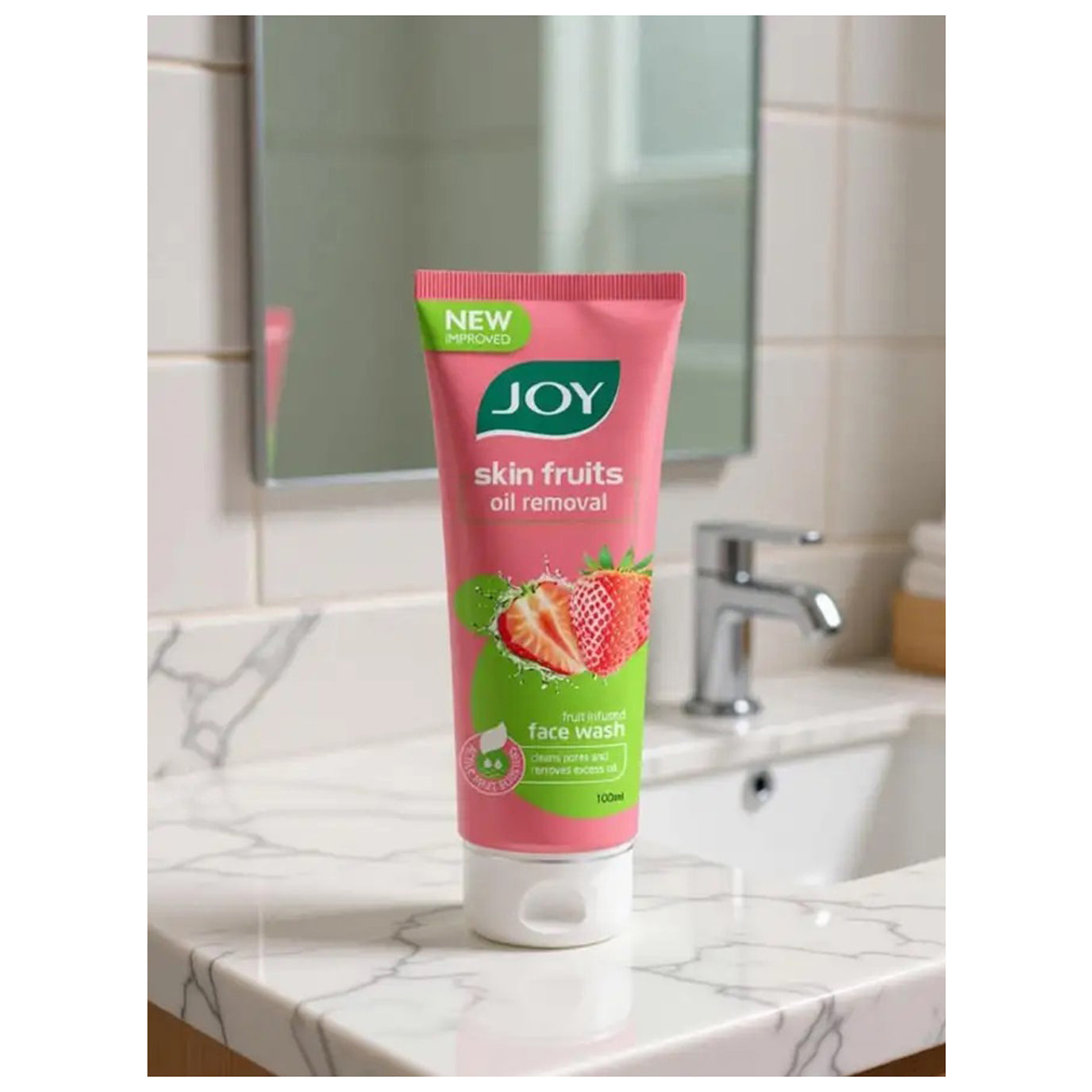 Joy Skin Fruits Oil Removal Fruit Infused Strawberry Face Wash 100Ml