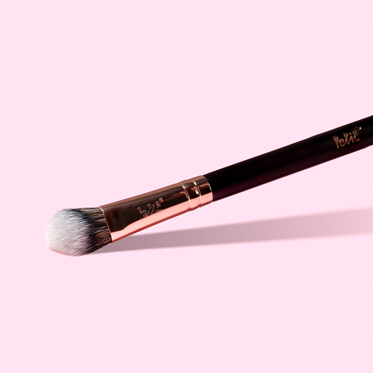 Felic 21 Face Brush F07 Concealer Brush