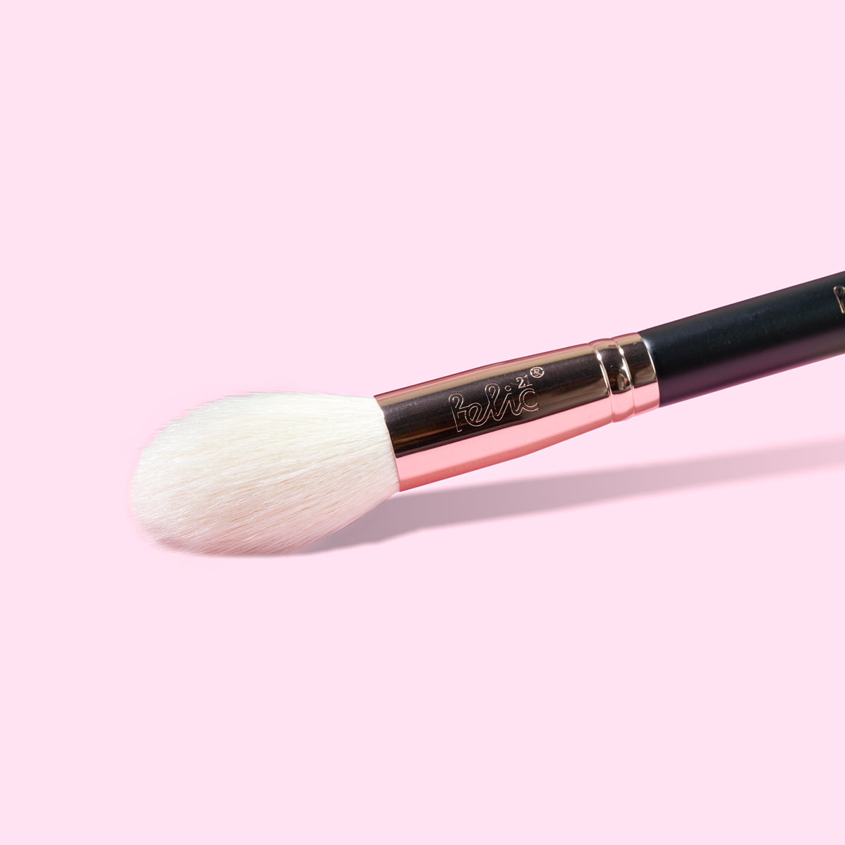 Felic 21 Face Brush F12 Medium Powder Brush