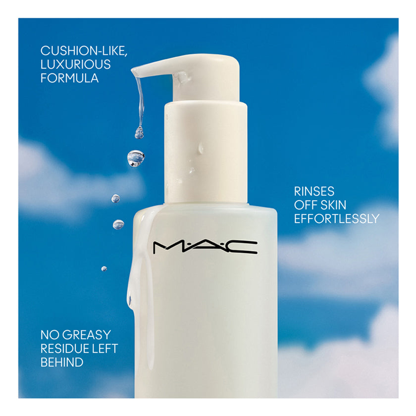 Mac Hyper Real Fresh Canvas Cleansing Oil 200Ml