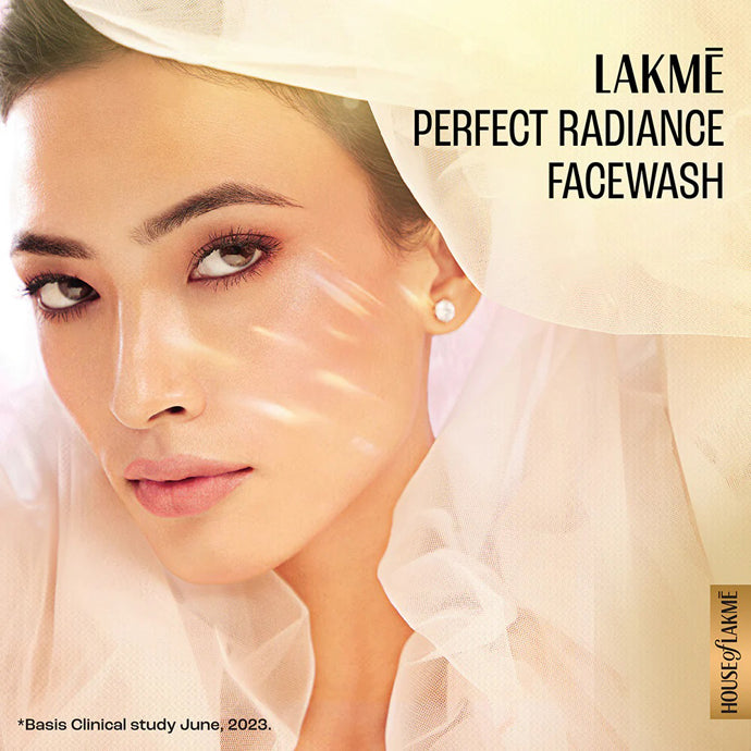 Lakme Absolute Perfect Radiance Intense Brightening Facewash