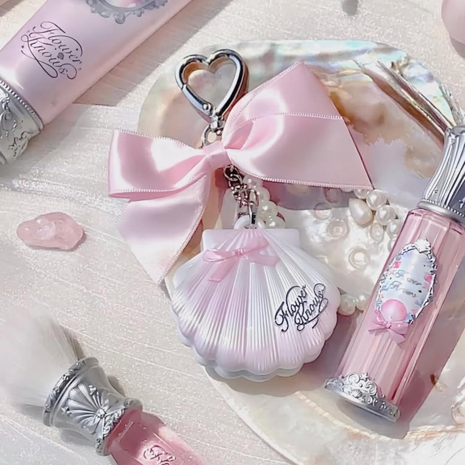 Flower Knows Shells Jewel Collection Highlighter Balm 3g