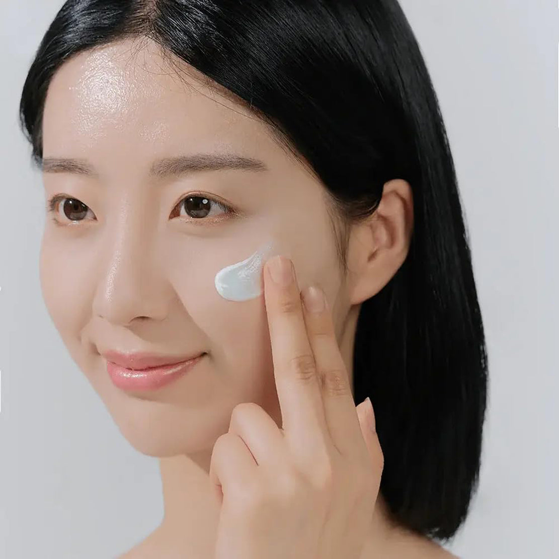 Skin 1004 Madagascar Centella Hyalu-Cica Water-Fit Sun Serum 50ml